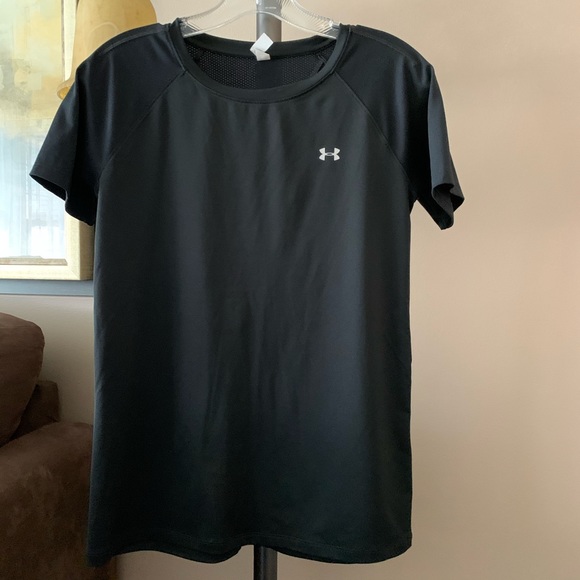 Under Armour Tops - 3 for $10🛍️ Under Armour heat gear black workout top sz sm